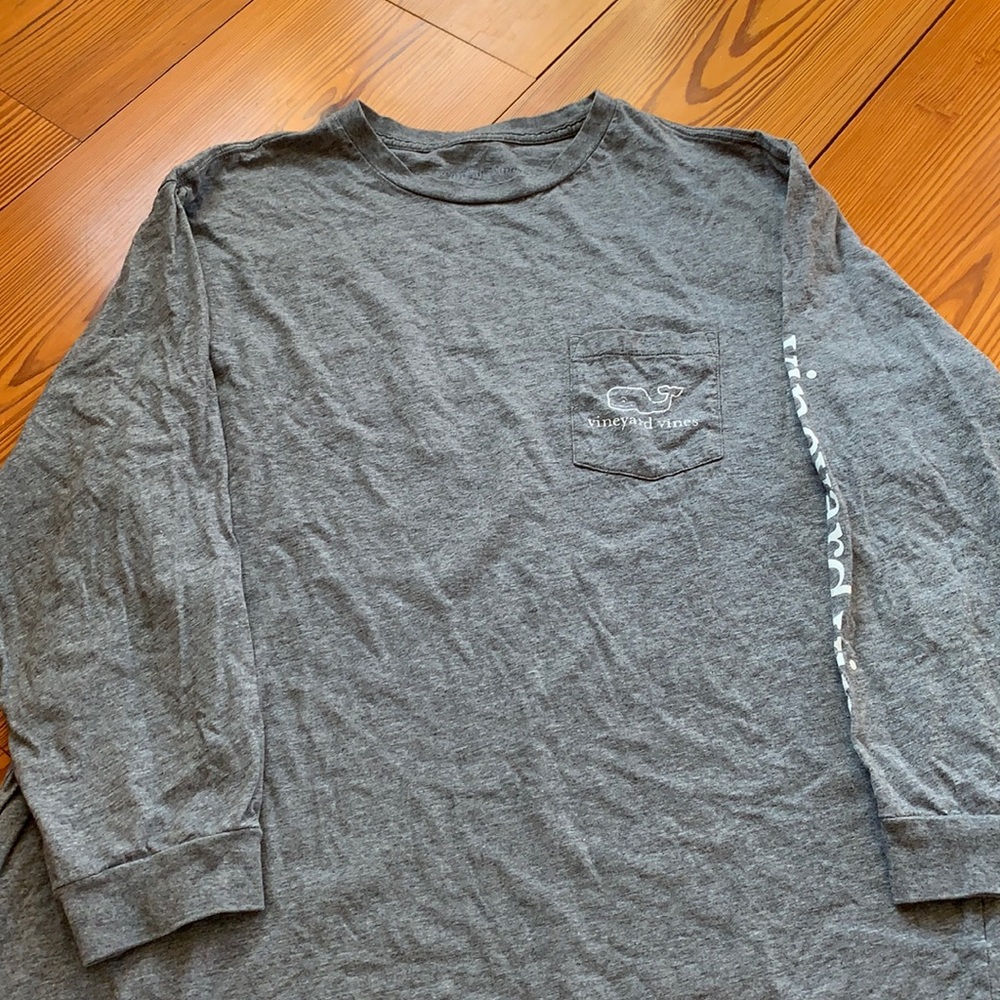 Vineyard vines gray long sleeve
